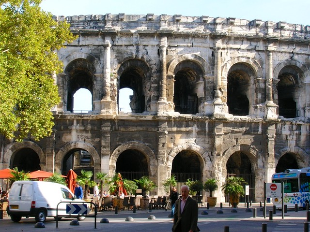 Arènes Nîmes,
Provence 10-09