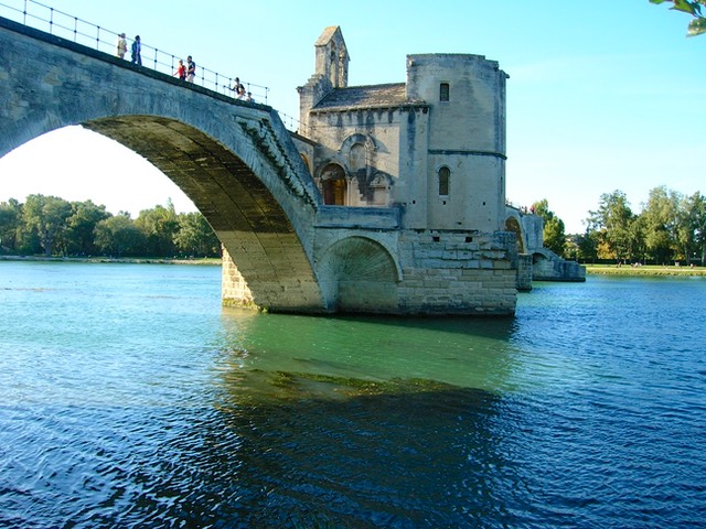 Pont Bénezet Avignon,
Provence 10-09